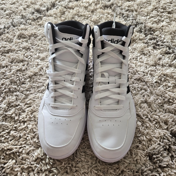 Men's Adidas shoes - Picture 3 of 7